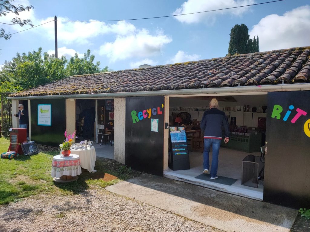 recyclerie du centre social Eclats à Villeréal