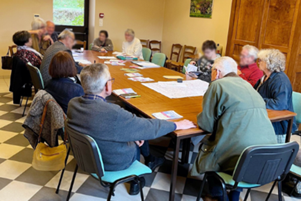 rencontre mémoires de nos villages organisée par l'EVS SPE de Villamblard